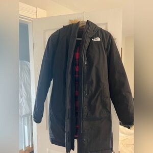 The North Face Women's Black Artic Parka